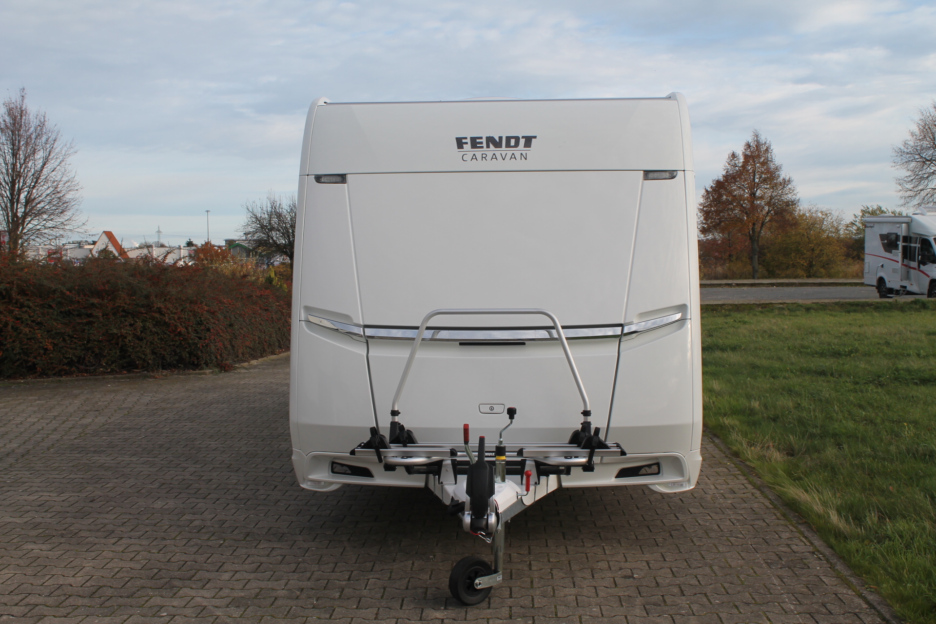 Fahrzeugabbildung Fendt 550 SG Tendenza, AUFLASTUNG 2000 KG, FAHRRADHALTER, UVM