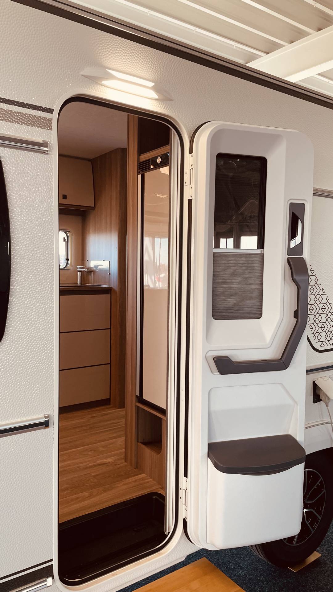 Fahrzeugabbildung Fendt 550 SG Tendenza, AUFLASTUNG 2000 KG, FAHRRADHALTER, UVM