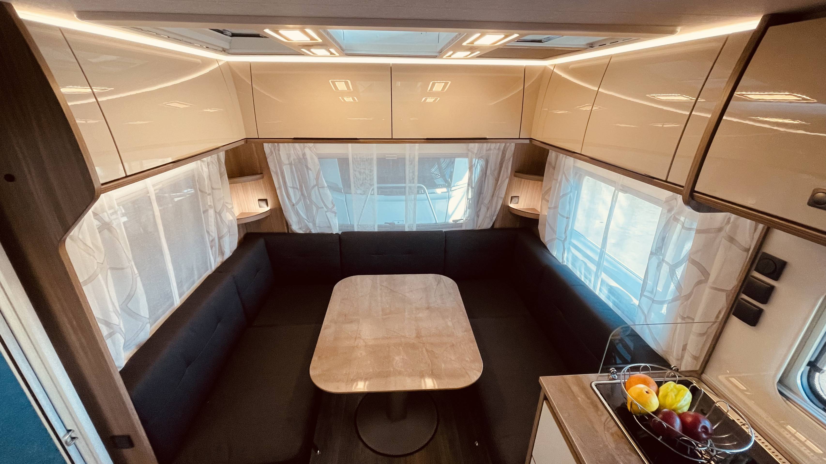 Fahrzeugabbildung Fendt 550 SG Tendenza, AUFLASTUNG 2000 KG, FAHRRADHALTER, UVM