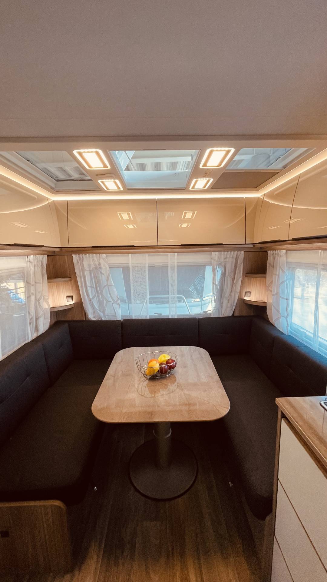 Fahrzeugabbildung Fendt 550 SG Tendenza, AUFLASTUNG 2000 KG, FAHRRADHALTER, UVM