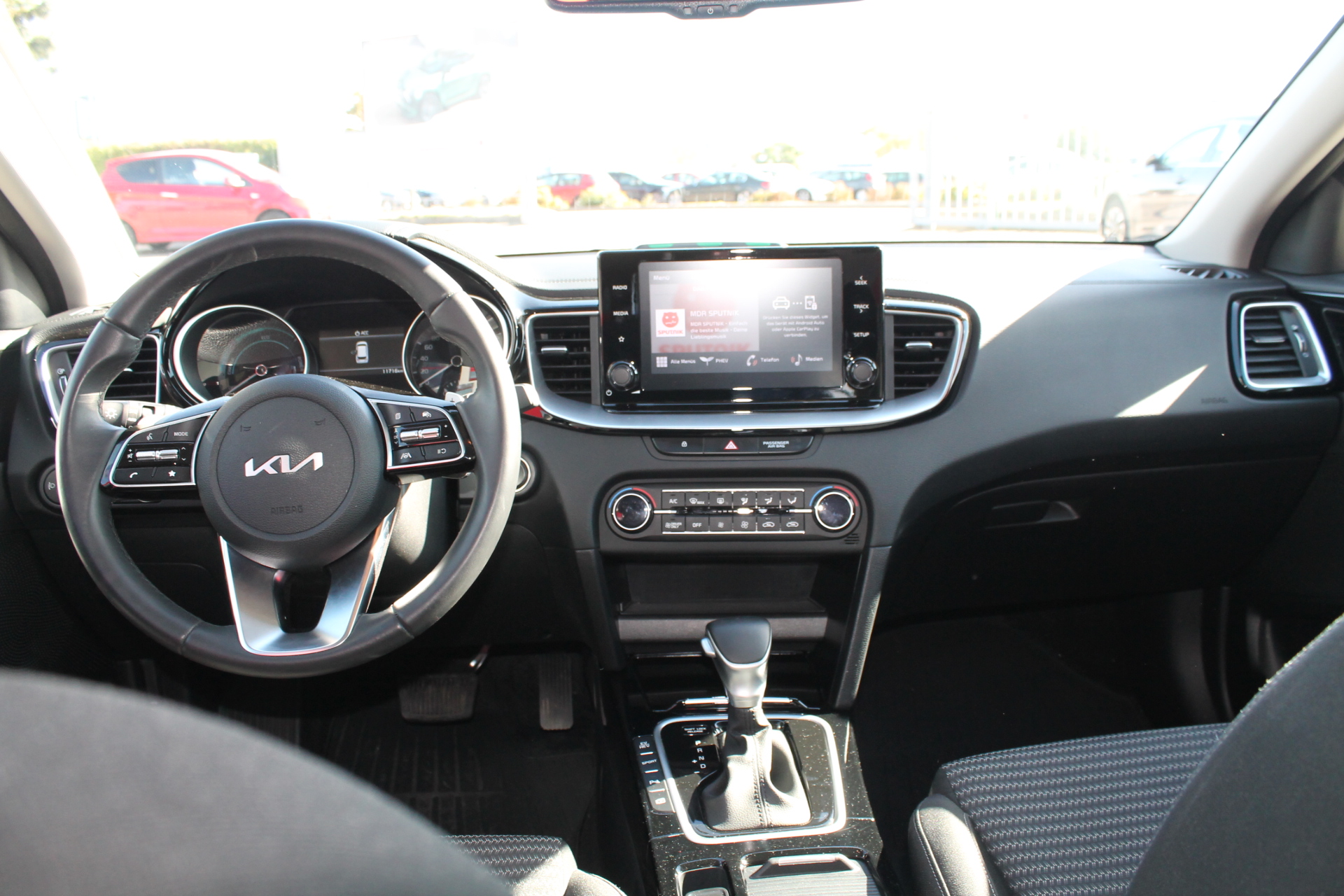 Fahrzeugabbildung Kia CEED_SW 1.6 GDi / PLUG IN HYBRID /