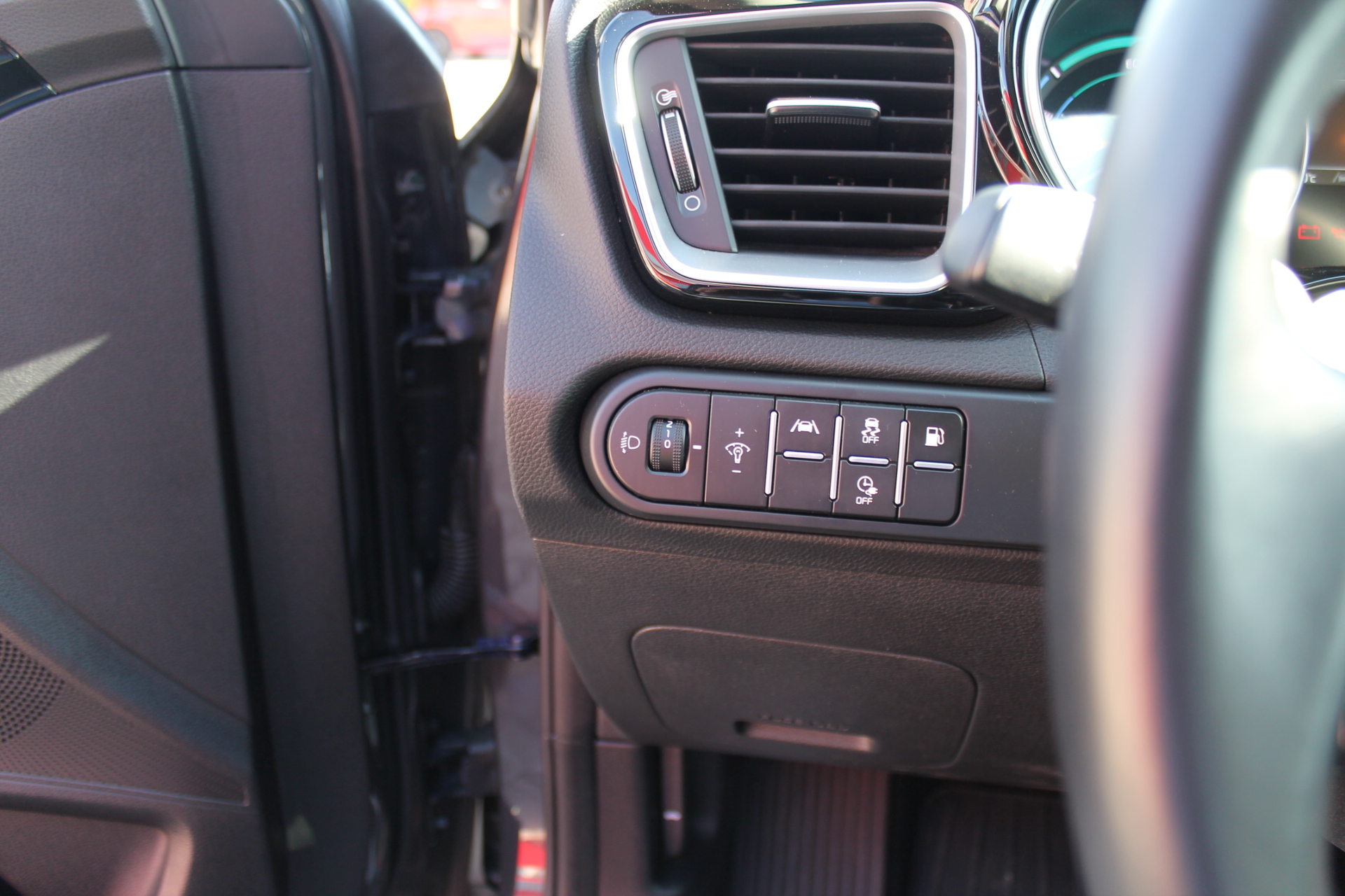 Fahrzeugabbildung Kia CEED_SW 1.6 GDi / PLUG IN HYBRID /