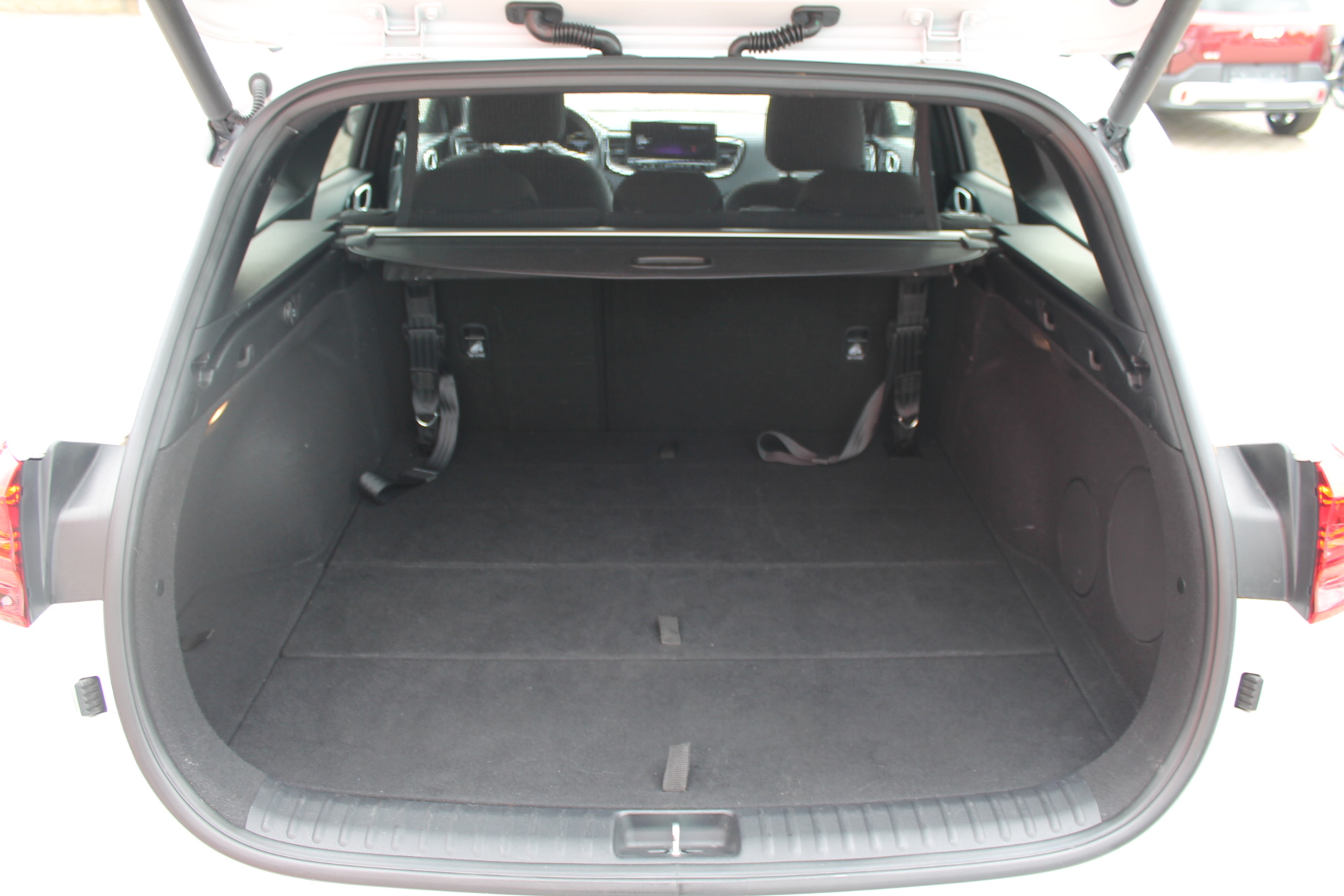 Fahrzeugabbildung Kia CEED_SW 1.6D 136 48V DCT7 GTL TEC