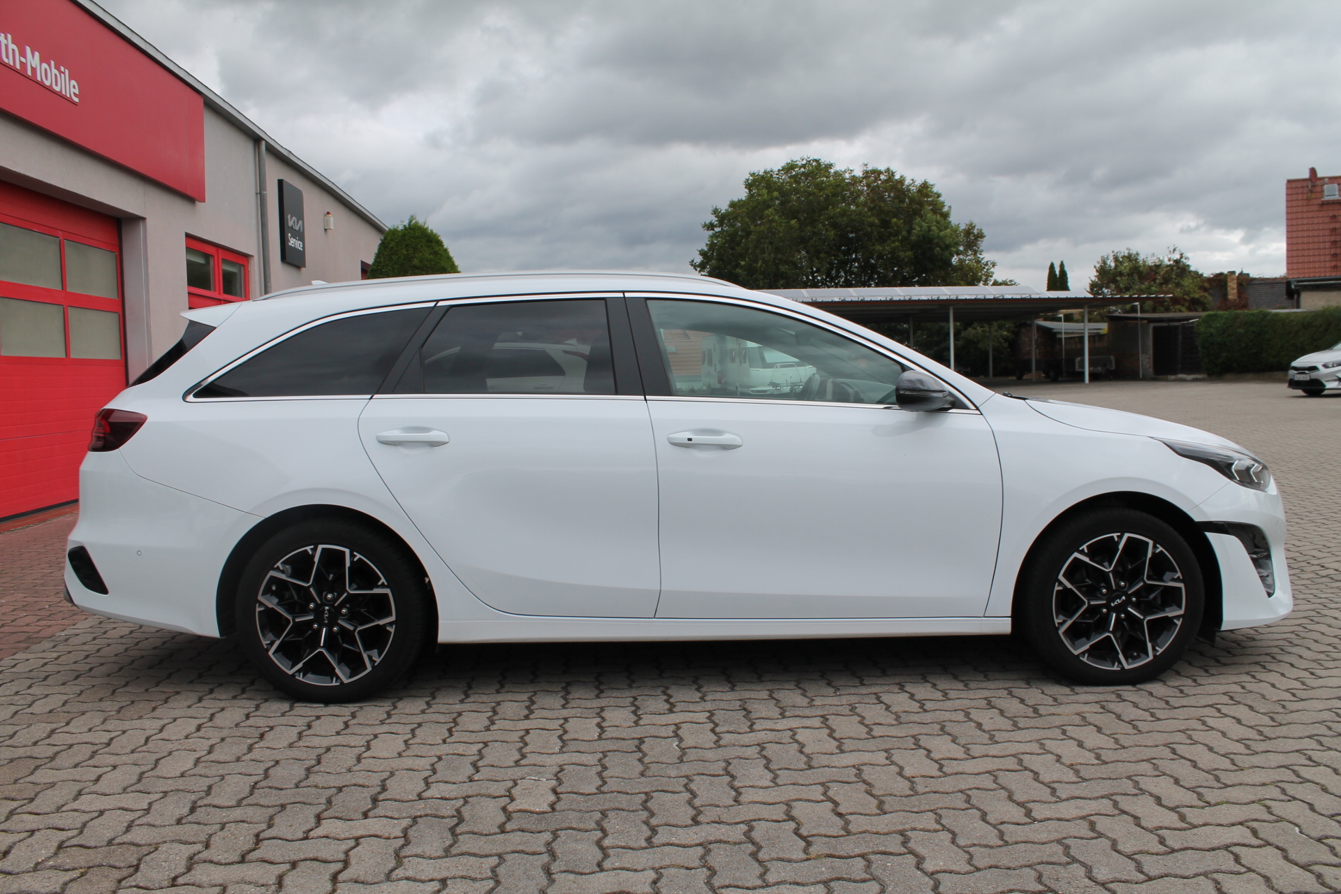 Fahrzeugabbildung Kia CEED_SW 1.6D 136 48V DCT7 GTL TEC