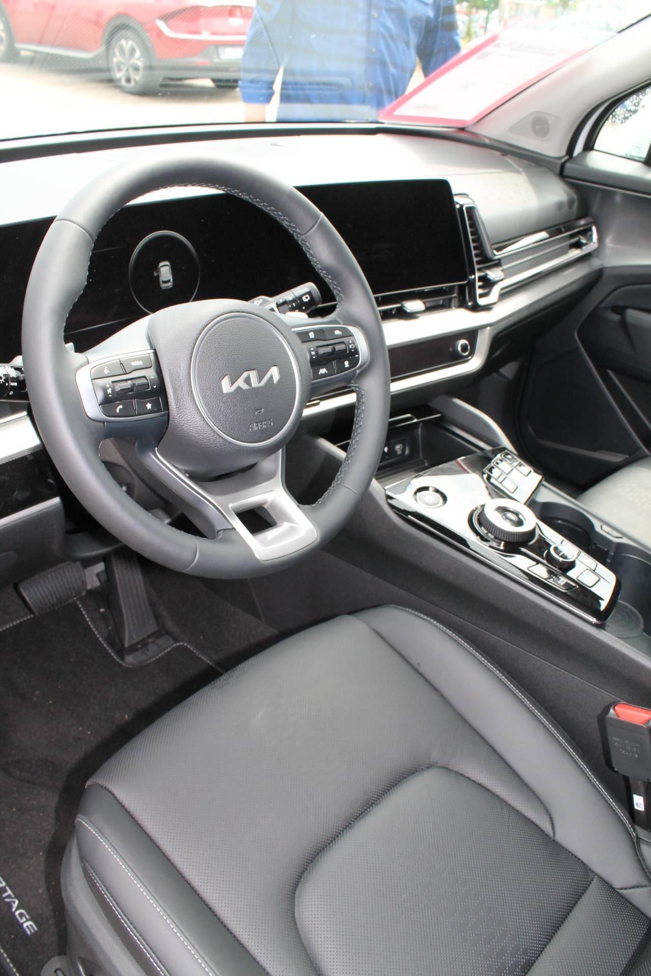 Fahrzeugabbildung Kia SPORTAGE 1.6T PHEV SPIRIT LED