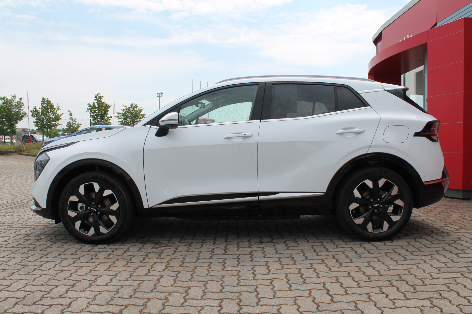 Fahrzeugabbildung Kia SPORTAGE 1.6T PHEV SPIRIT LED