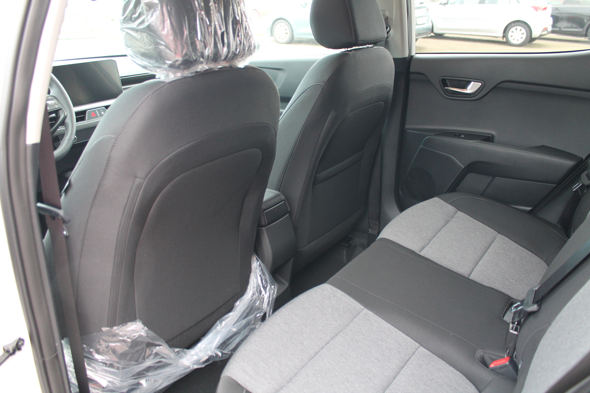 Fahrzeugabbildung Kia STONIC 1.0 T-GDi GPF 7DCT / MY 26 / FACELIFT / 10KM / NAVI