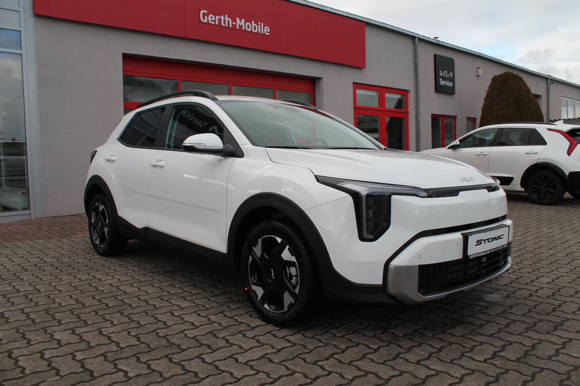 Fahrzeugabbildung Kia STONIC 1.0 T-GDi GPF 7DCT / MY 26 / FACELIFT / 10KM / NAVI