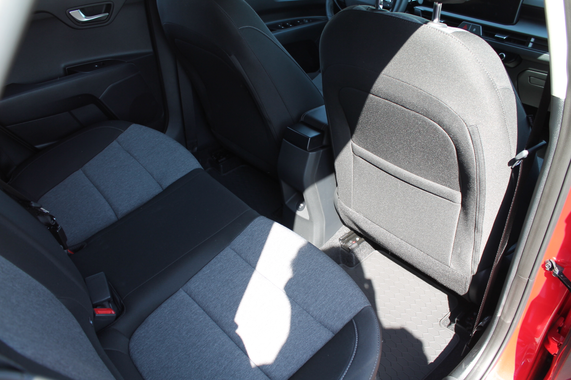 Fahrzeugabbildung Kia Stonic 1.0 T-GDI DCT
