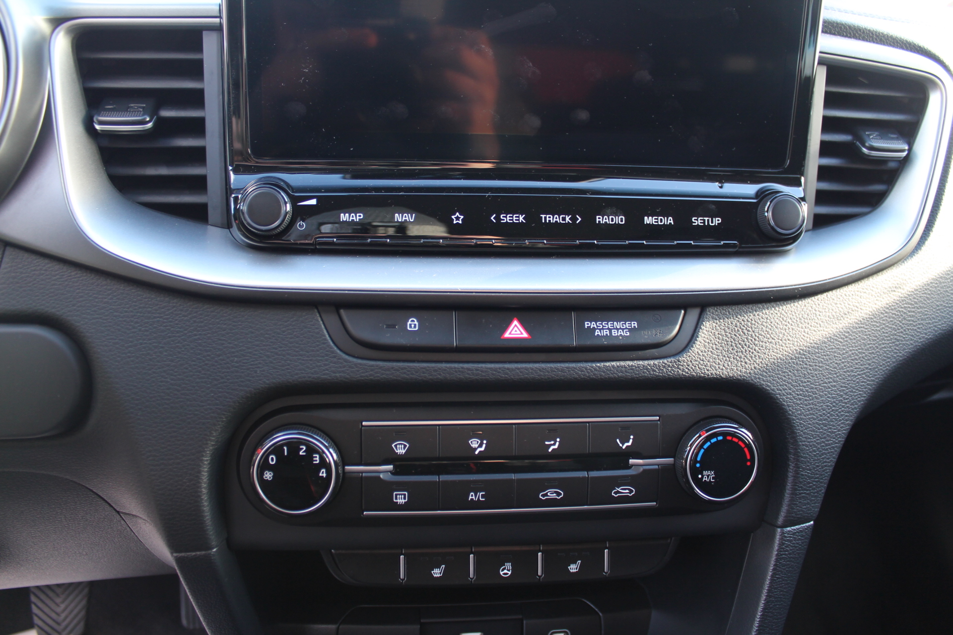 Fahrzeugabbildung Kia CEED Kombi 1.0 T-GDi / NAVI / SITZHEIZUNG