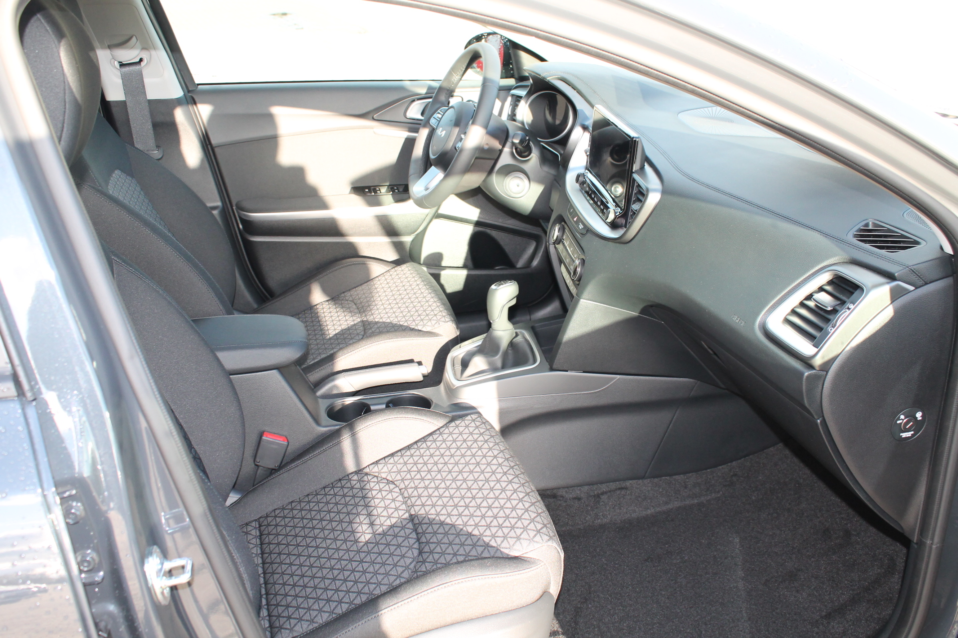 Fahrzeugabbildung Kia CEED Kombi 1.0 T-GDi / NAVI / SITZHEIZUNG