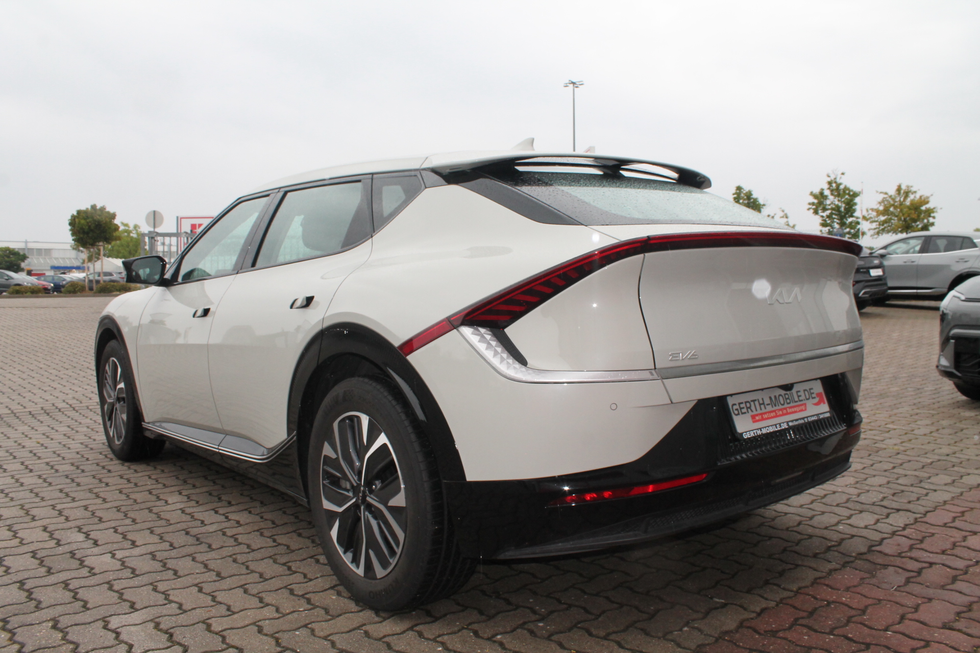 Fahrzeugabbildung Kia EV6 77.4 RWD AIR / 7 JAHRE GARANTIE / TOP ZUSTAND/ VERFÜGBAR