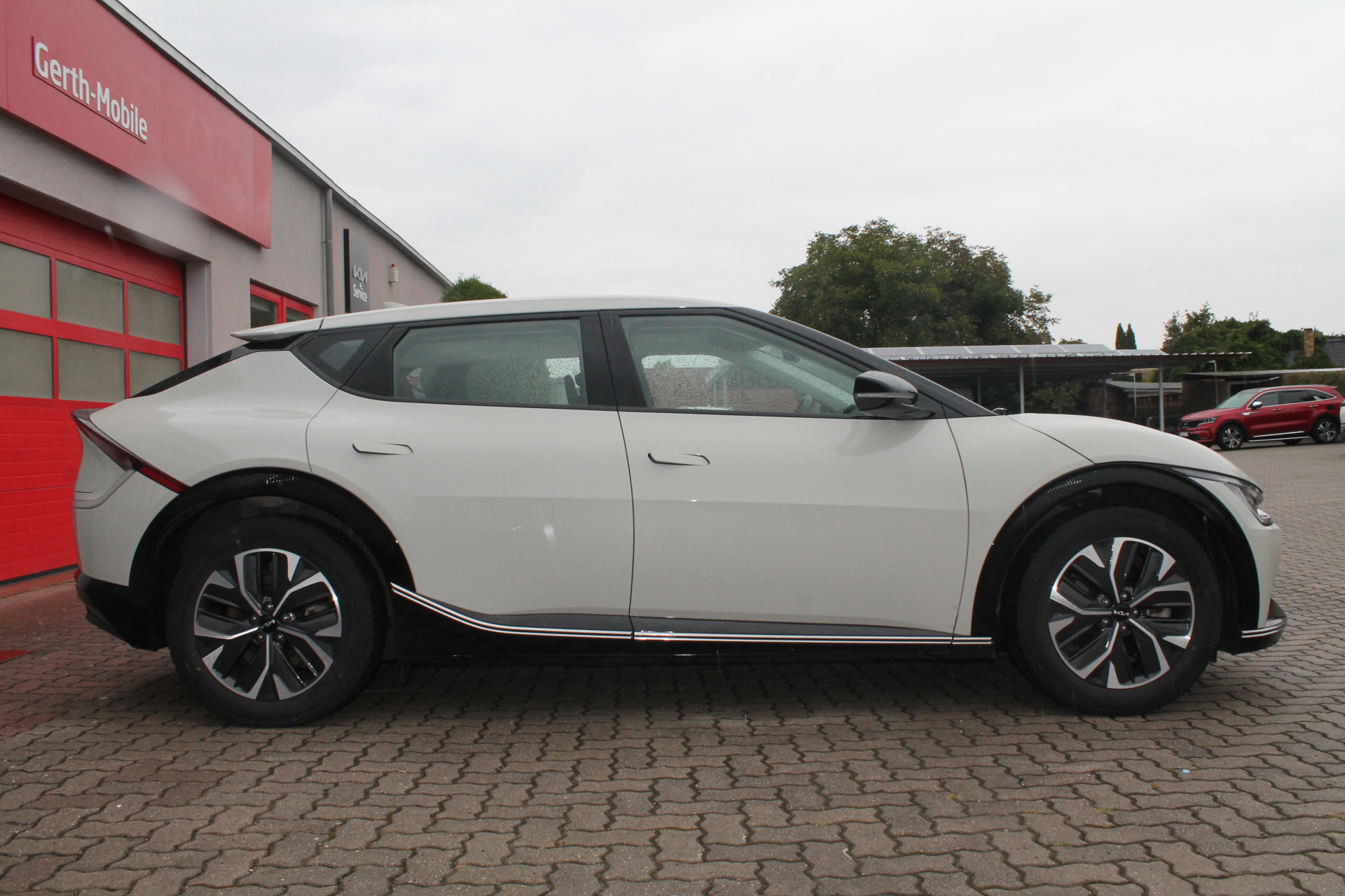 Fahrzeugabbildung Kia EV6 77.4 RWD AIR / 7 JAHRE GARANTIE / TOP ZUSTAND/ VERFÜGBAR