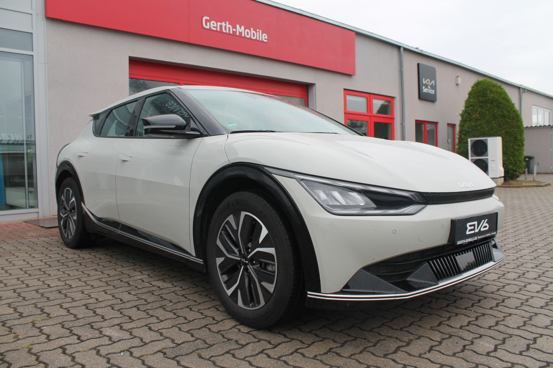 Fahrzeugabbildung Kia EV6 77.4 RWD AIR / 7 JAHRE GARANTIE / TOP ZUSTAND/ VERFÜGBAR