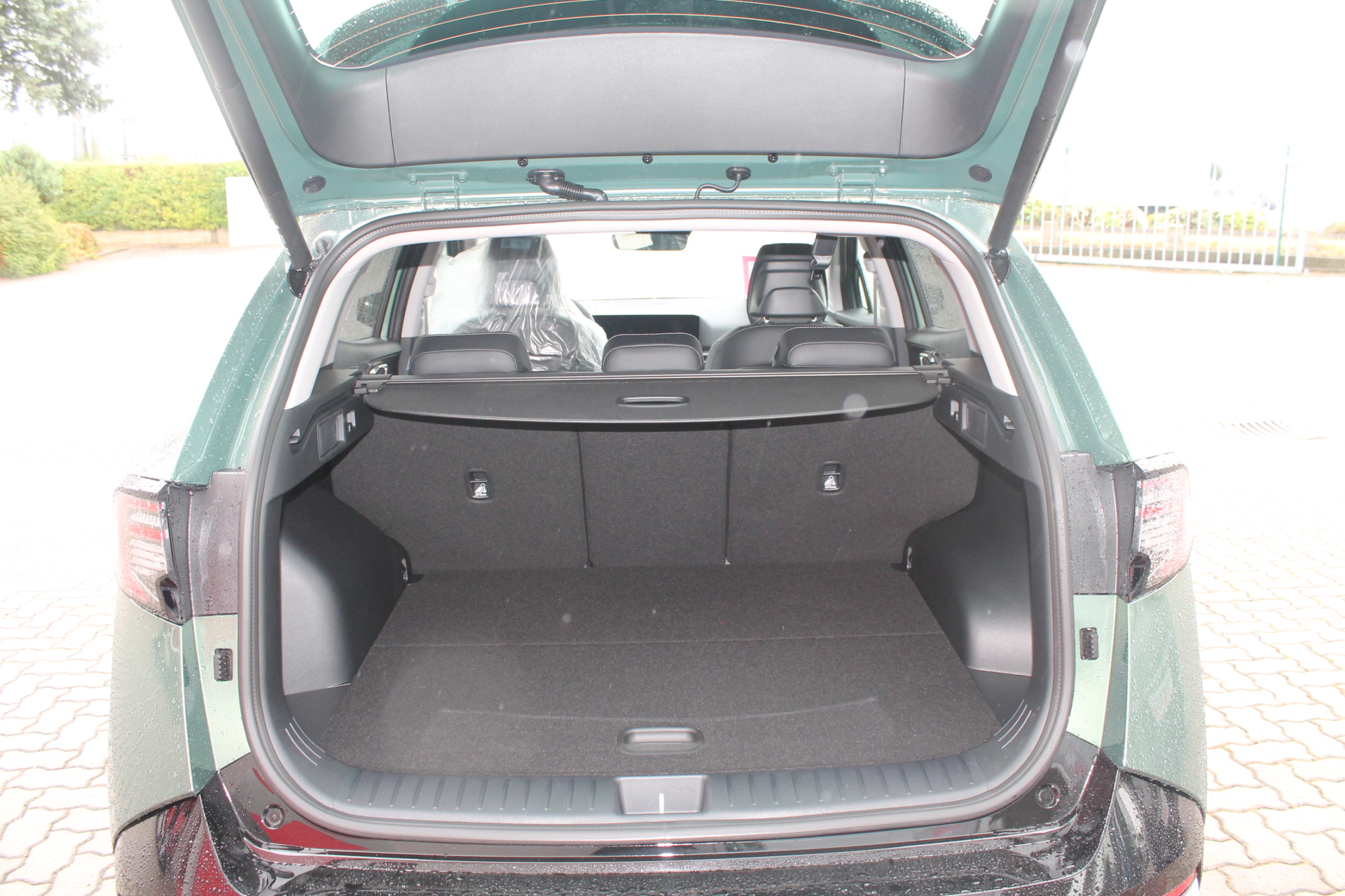 Fahrzeugabbildung Kia SPORTAGE 1.6T-GDI GPF / 7DCT / MY26 /FACELIFT