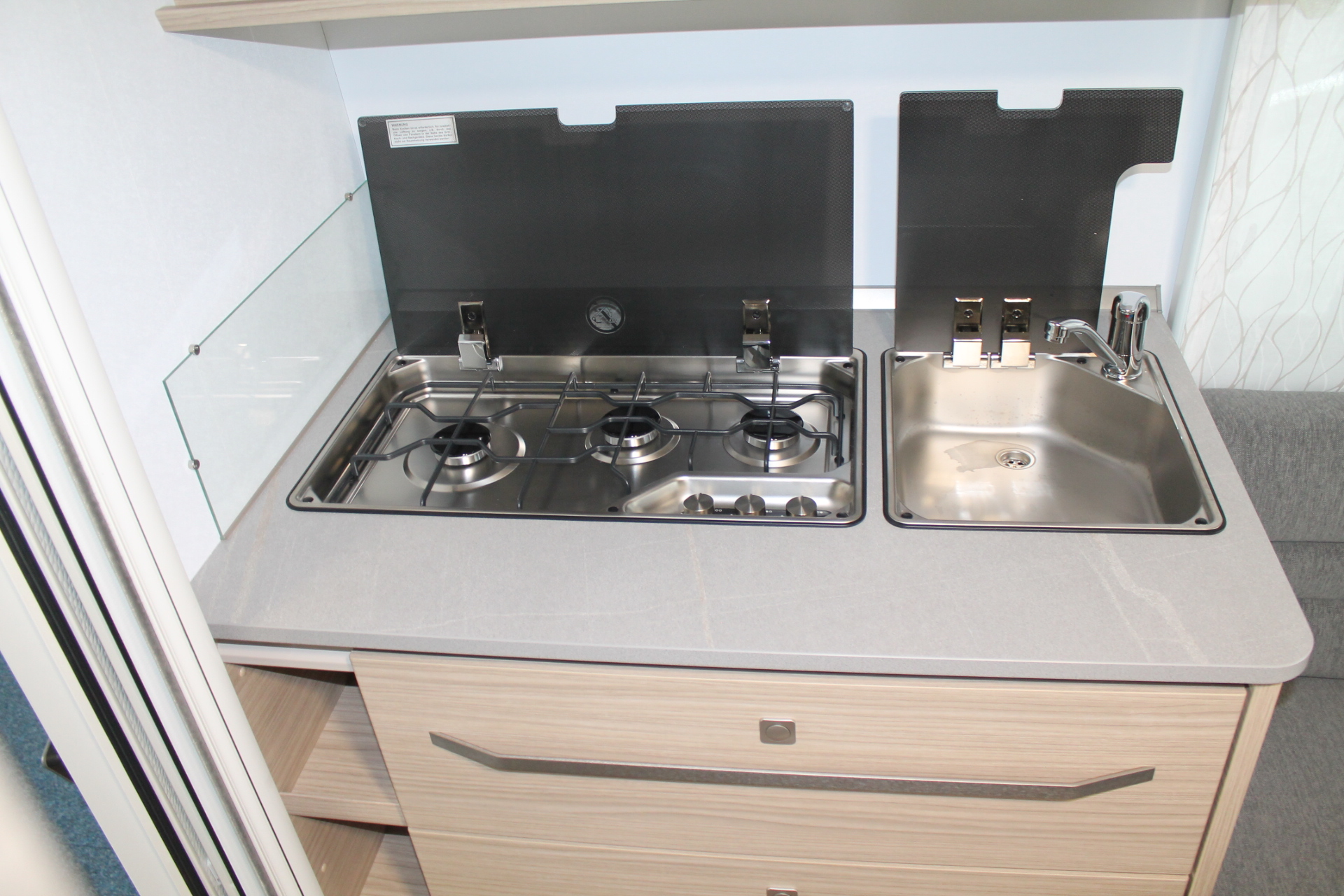 Fahrzeugabbildung Fendt Apero Activ 390 FH -AUFLASTUNG 1700 KG, FAHRRADHALTER, U.M.