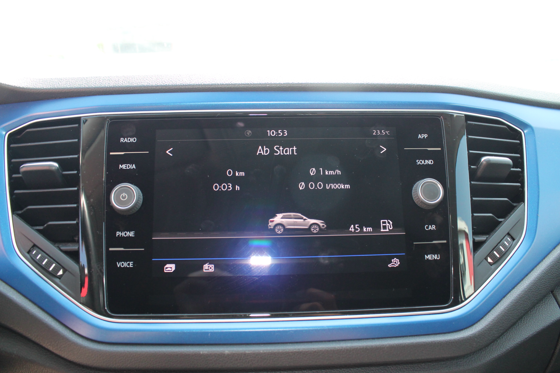 Fahrzeugabbildung Volkswagen T-ROC TSI 1.0