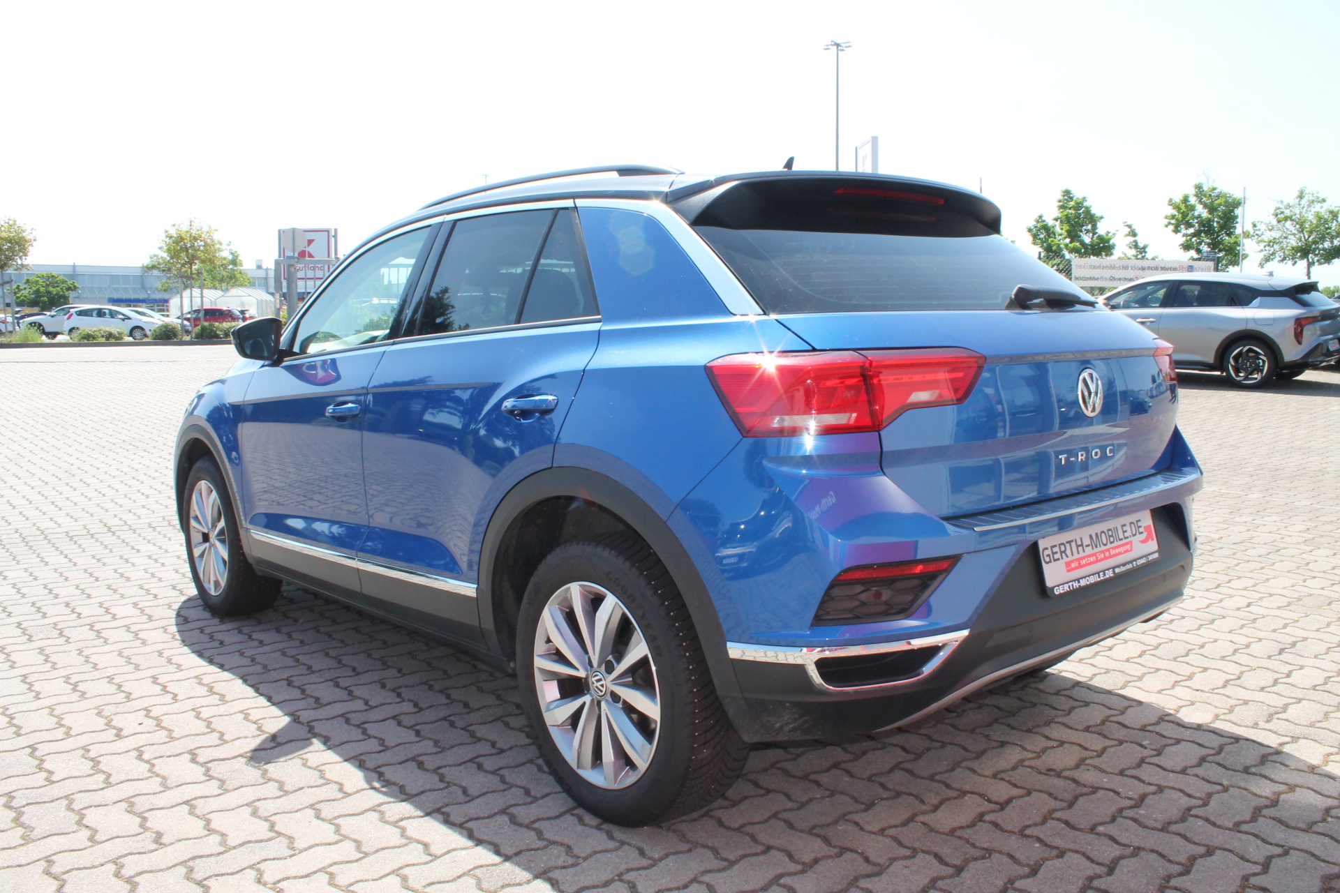 Fahrzeugabbildung Volkswagen T-ROC TSI 1.0