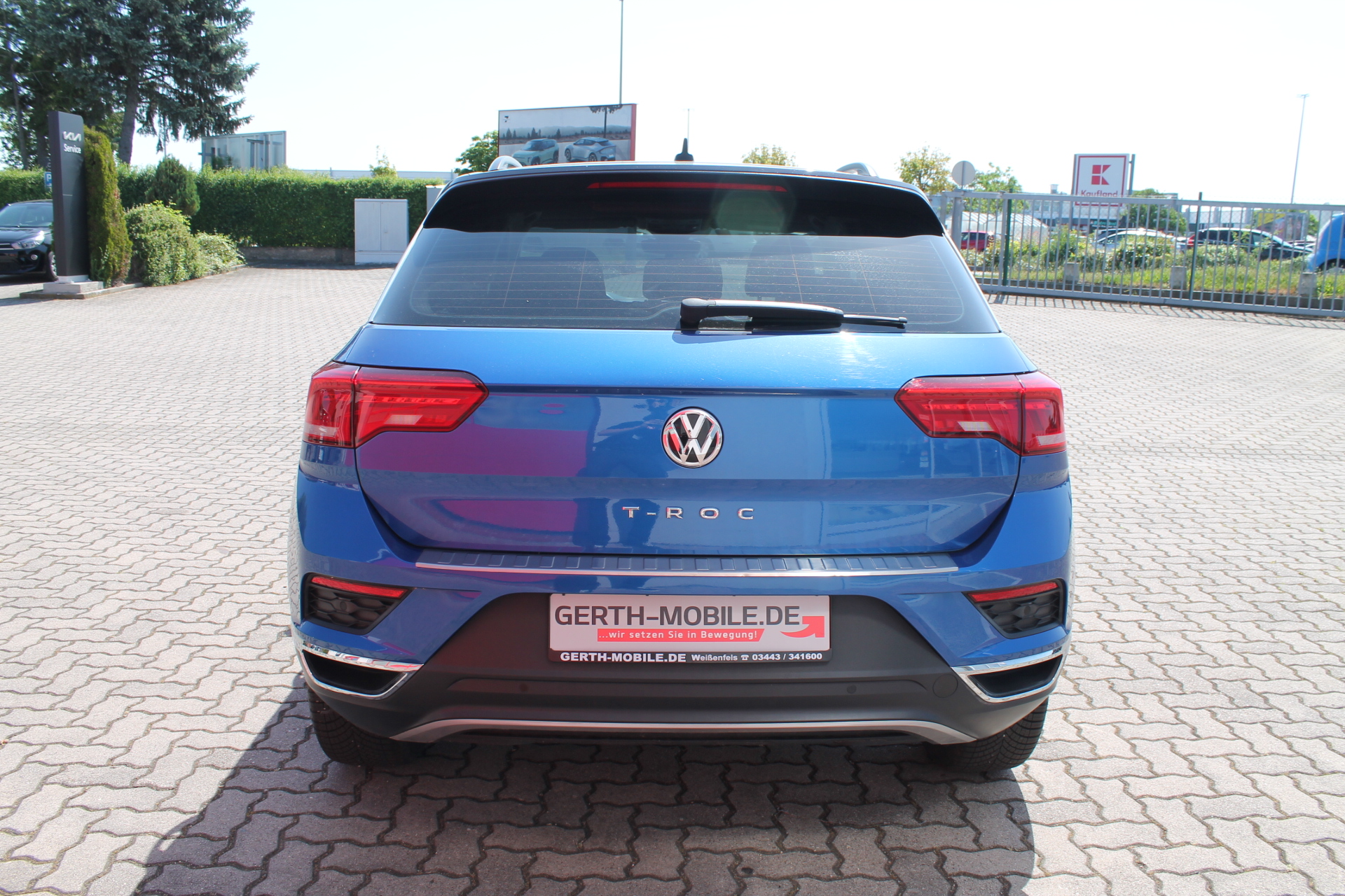 Fahrzeugabbildung Volkswagen T-ROC TSI 1.0