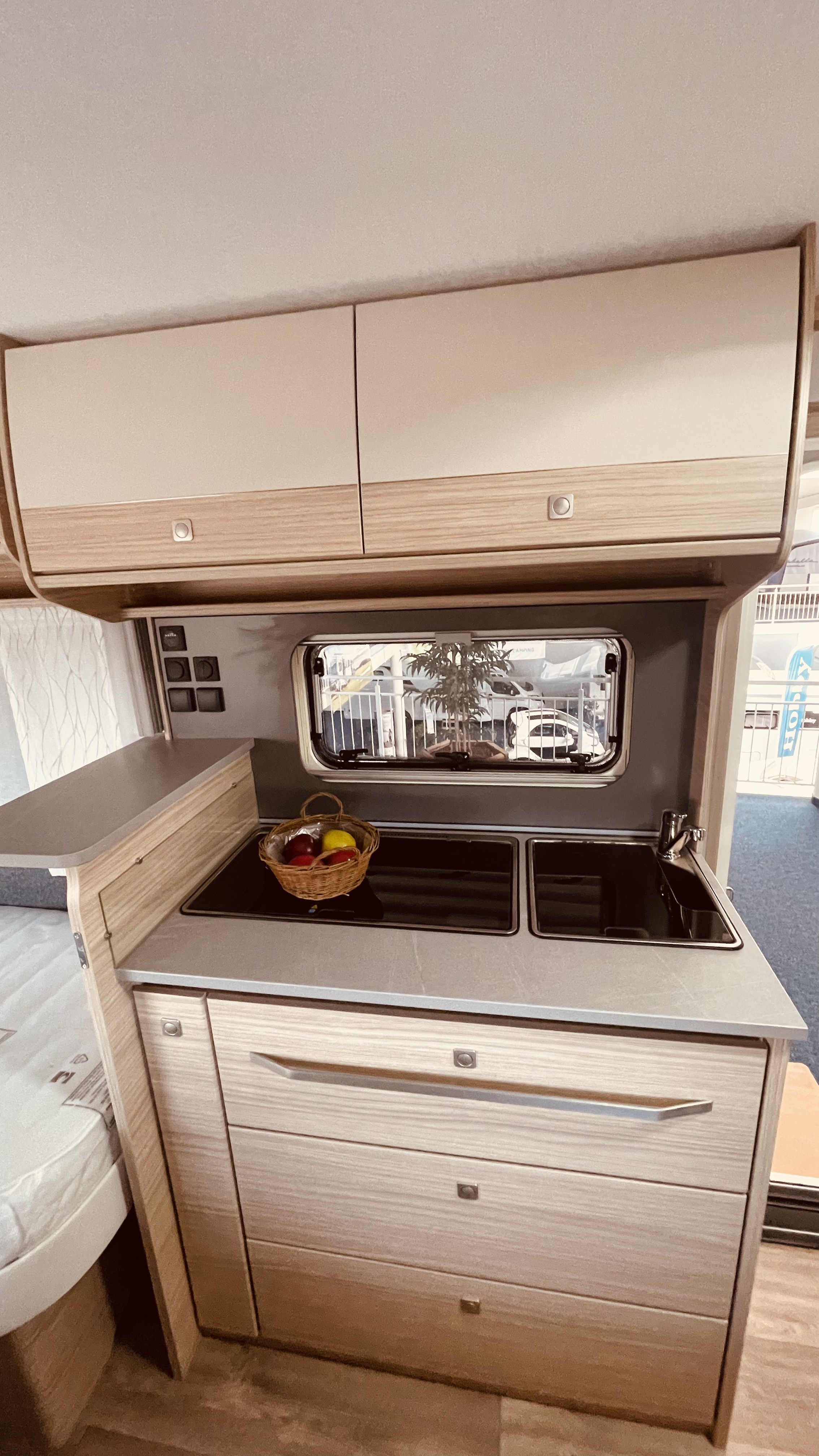 Fahrzeugabbildung Fendt 515 SGD Bianco Activ, AUFLASTUNG 2000 KG, FAHRRADHALTER, UVM