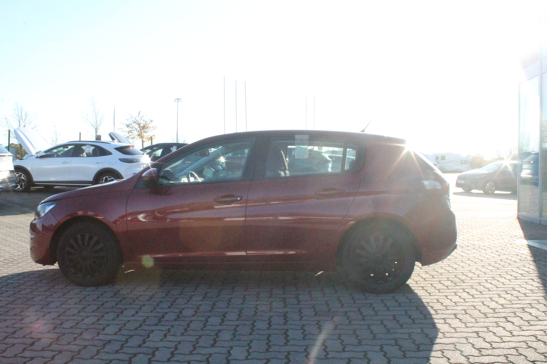 Fahrzeugabbildung Peugeot 308 THP 1.2 /TÜV 05 / 27 / 8 - fache Bereifung / wenig KM