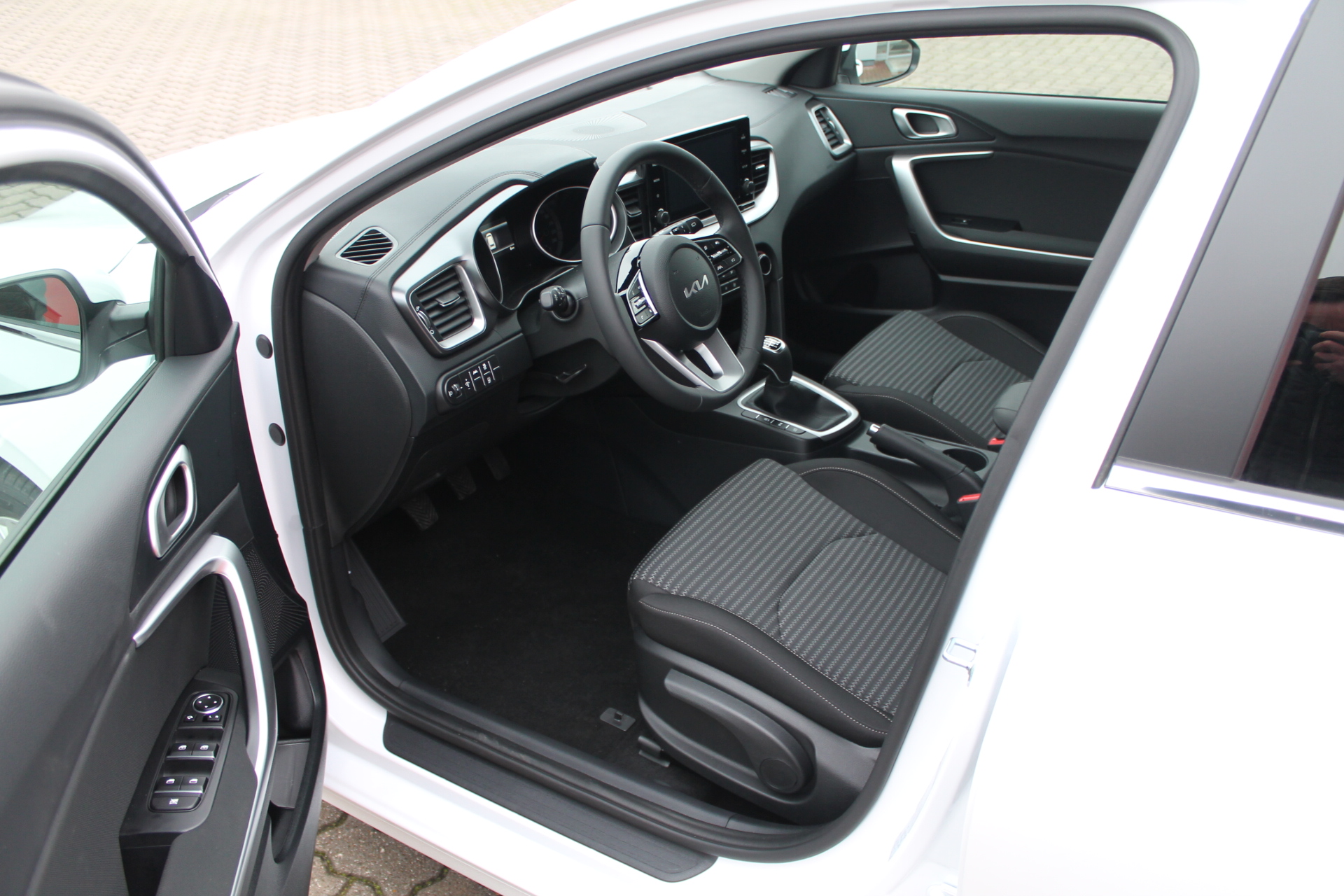 Fahrzeugabbildung Kia CEED_SW 1.0 T-GDi, CARPLAY, LED LICHT u.v.m