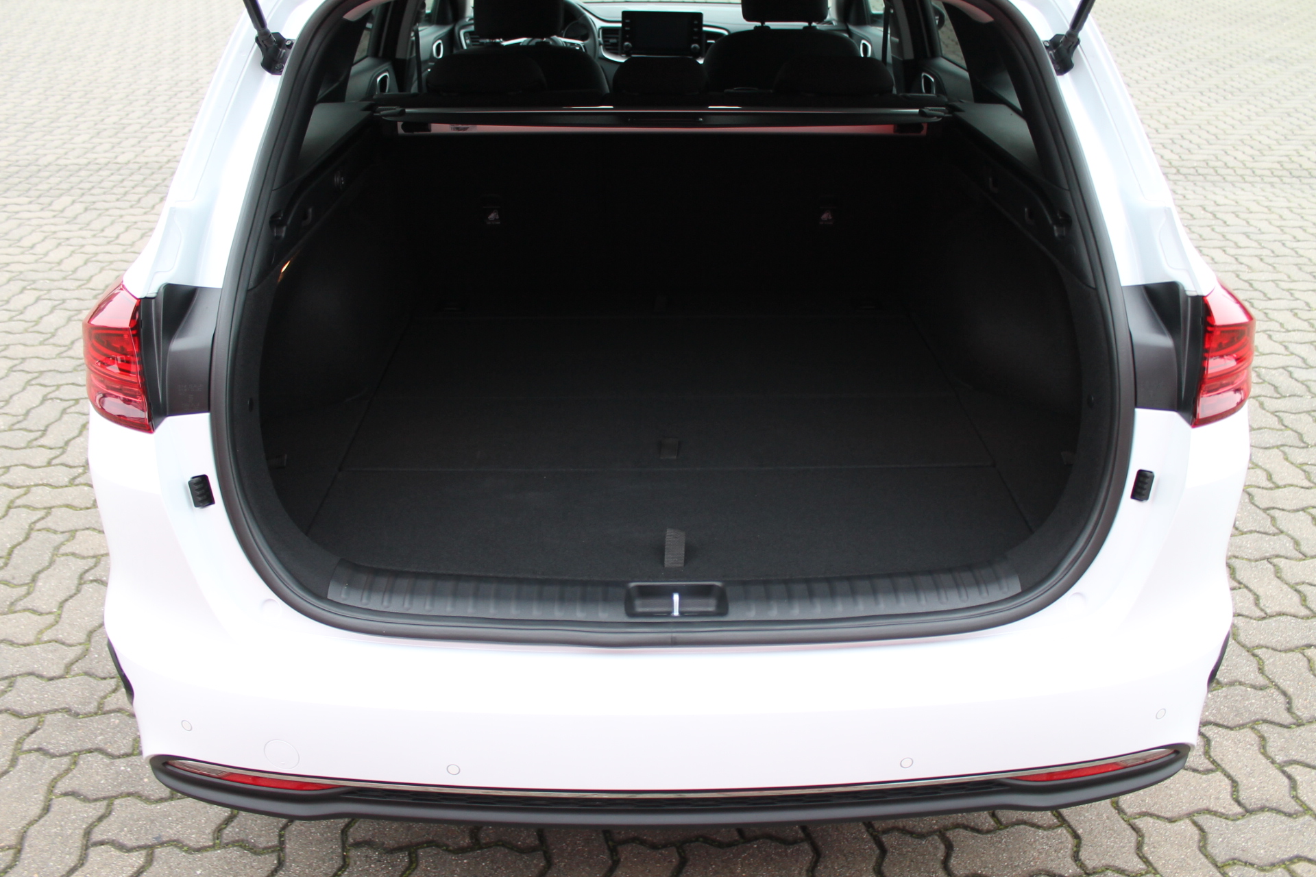 Fahrzeugabbildung Kia CEED_SW 1.0 T-GDi, CARPLAY, LED LICHT u.v.m