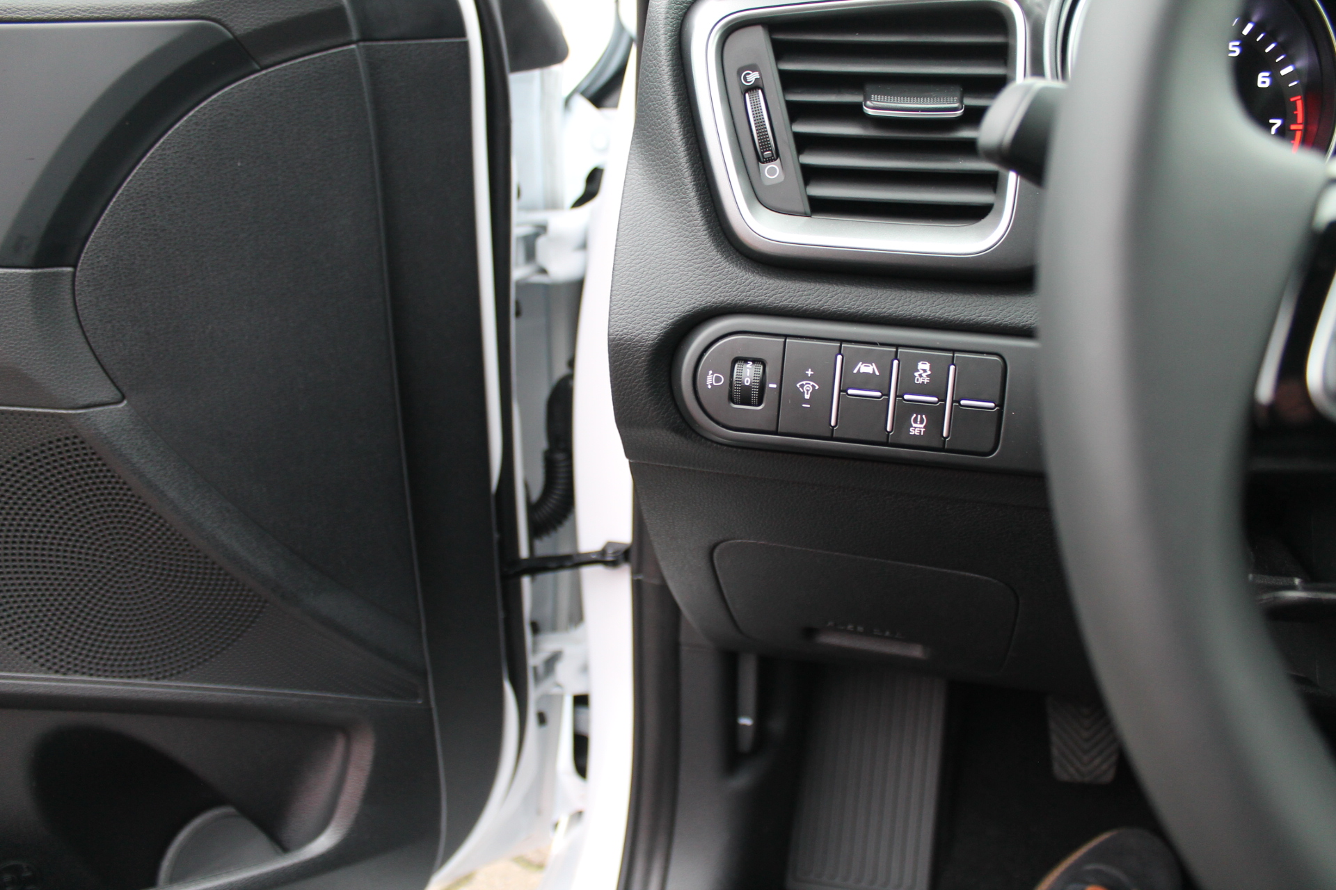 Fahrzeugabbildung Kia CEED_SW 1.0 T-GDi, CARPLAY, LED LICHT u.v.m