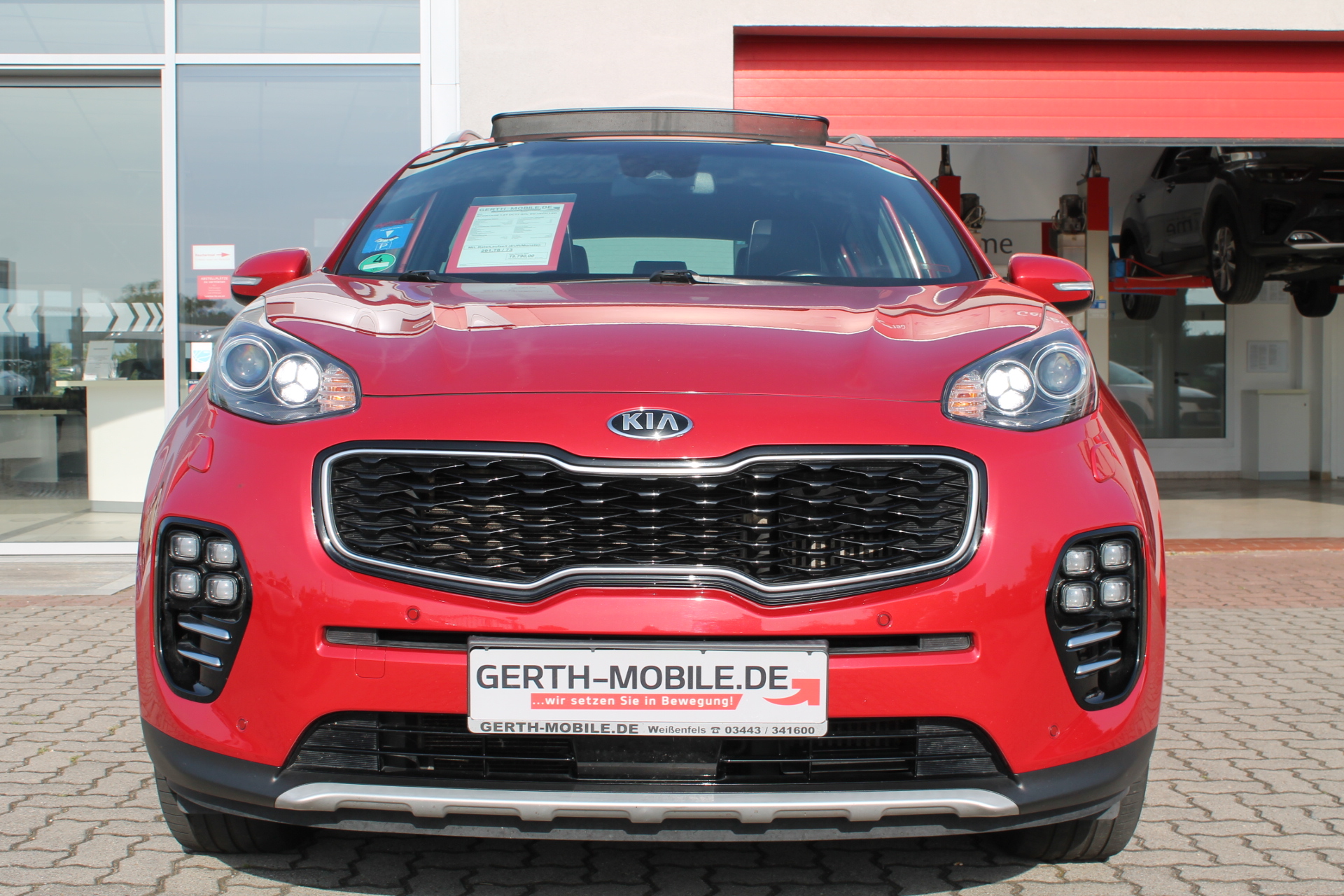 Fahrzeugabbildung Kia SPORTAGE 1.6T DCT7 /LED / GT-LINE /177PS / 4WD /SHZ V+H /JBL