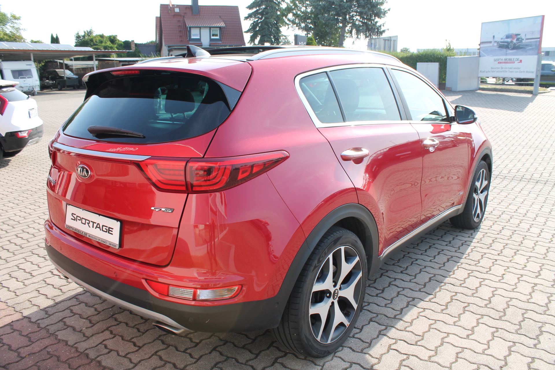 Fahrzeugabbildung Kia SPORTAGE 1.6T DCT7 /LED / GT-LINE /177PS / 4WD /SHZ V+H /JBL