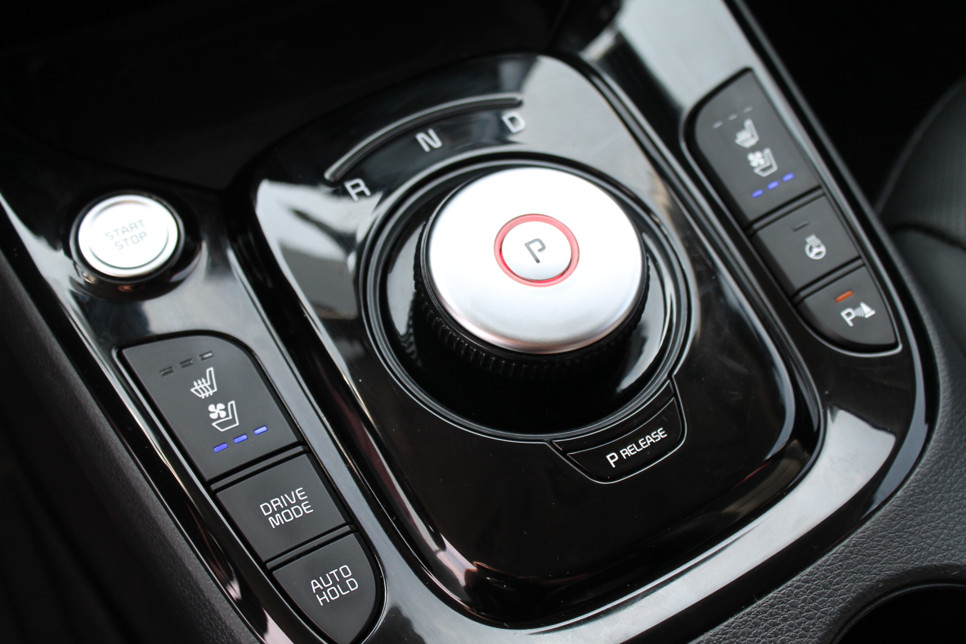 Fahrzeugabbildung Kia E-SOUL / VOLLELEKTRISCH / AHK / SPIRIT / VOLLAUSSTATTUNG /