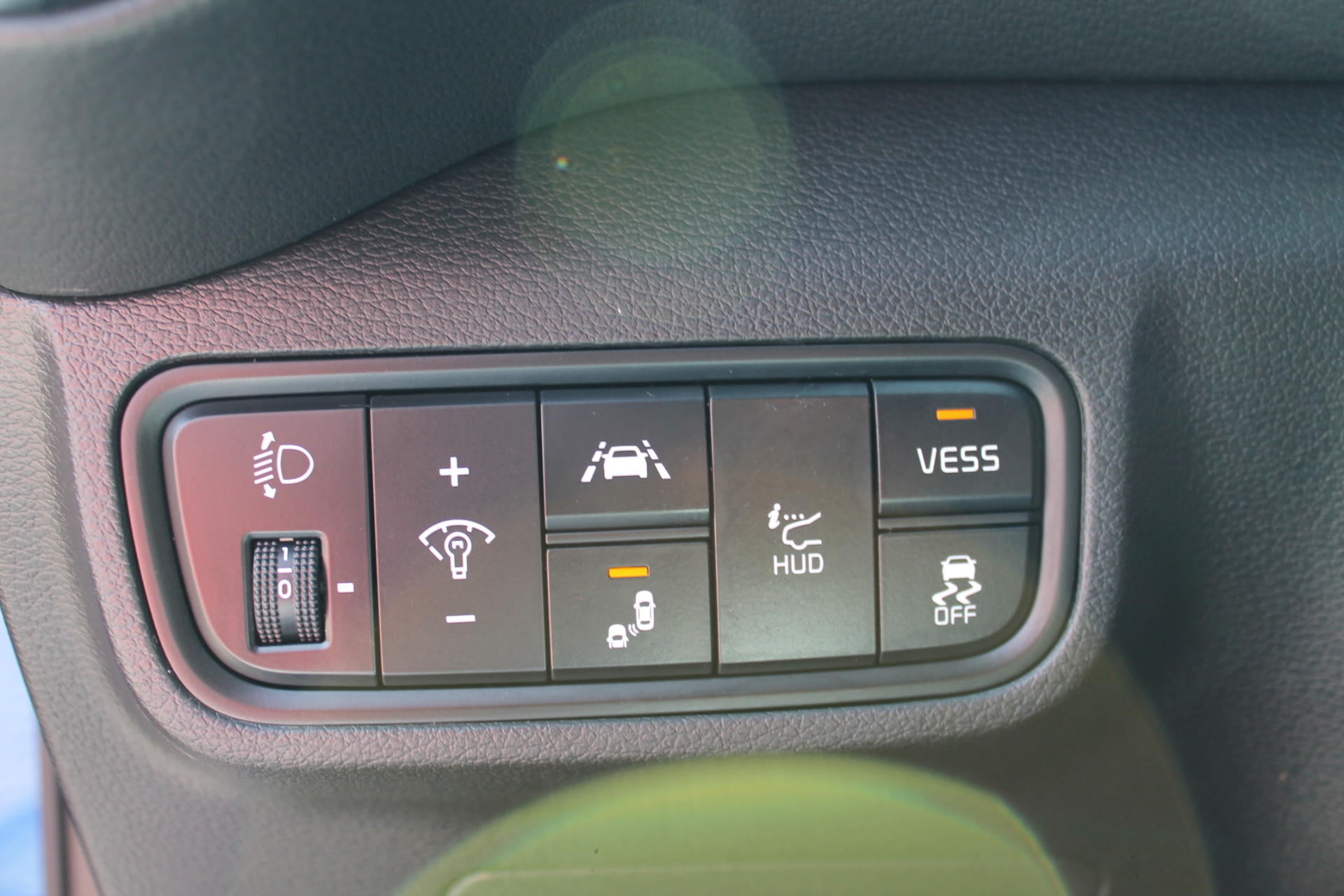 Fahrzeugabbildung Kia E-SOUL / VOLLELEKTRISCH / AHK / SPIRIT / VOLLAUSSTATTUNG /