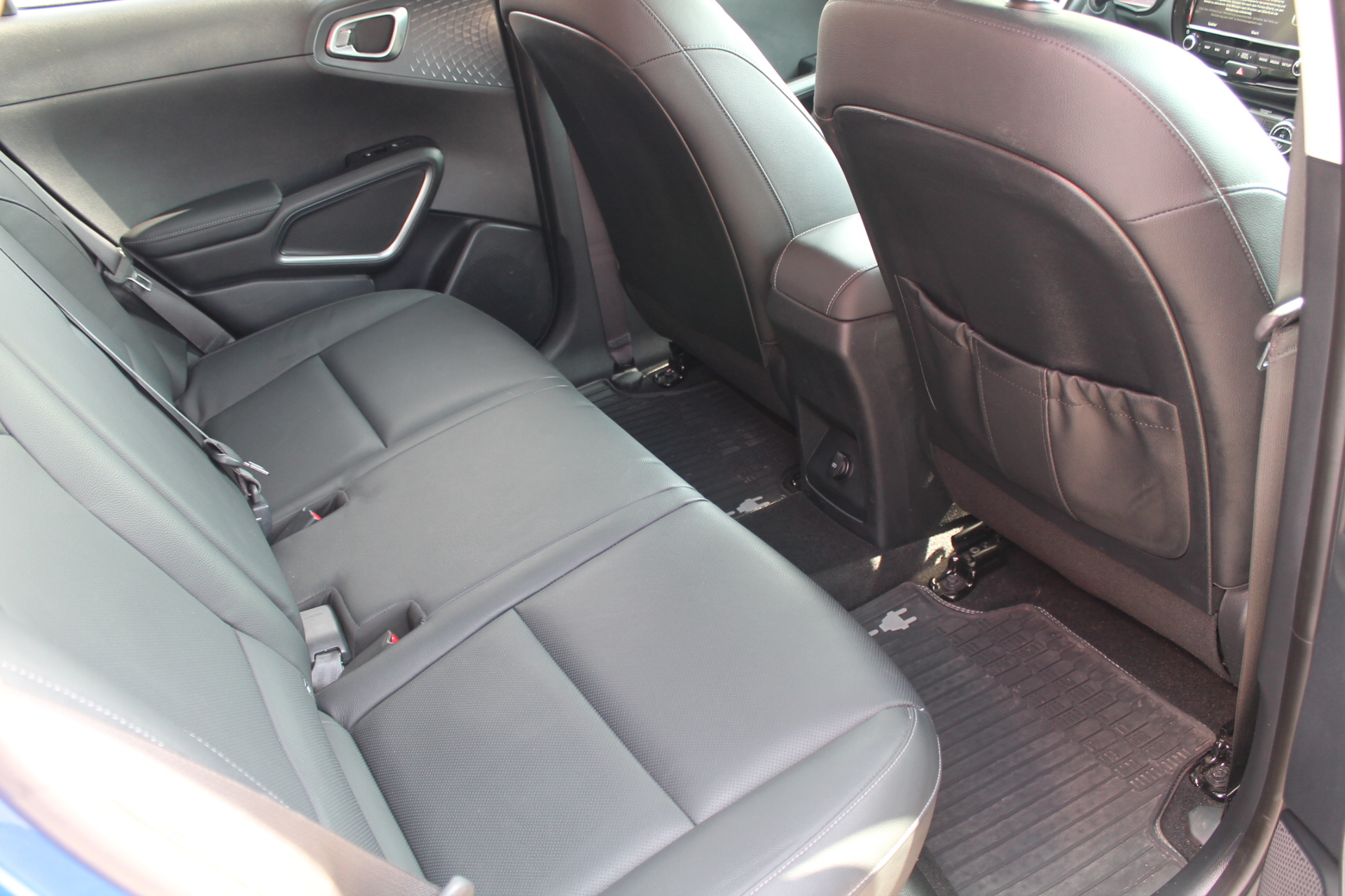 Fahrzeugabbildung Kia E-SOUL / VOLLELEKTRISCH / AHK / SPIRIT / VOLLAUSSTATTUNG /