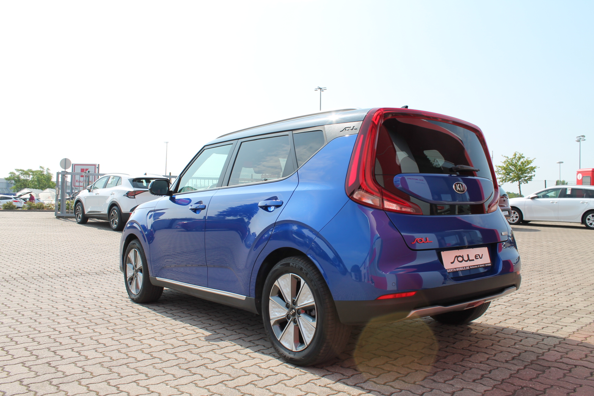 Fahrzeugabbildung Kia E-SOUL / VOLLELEKTRISCH / AHK / SPIRIT / VOLLAUSSTATTUNG /