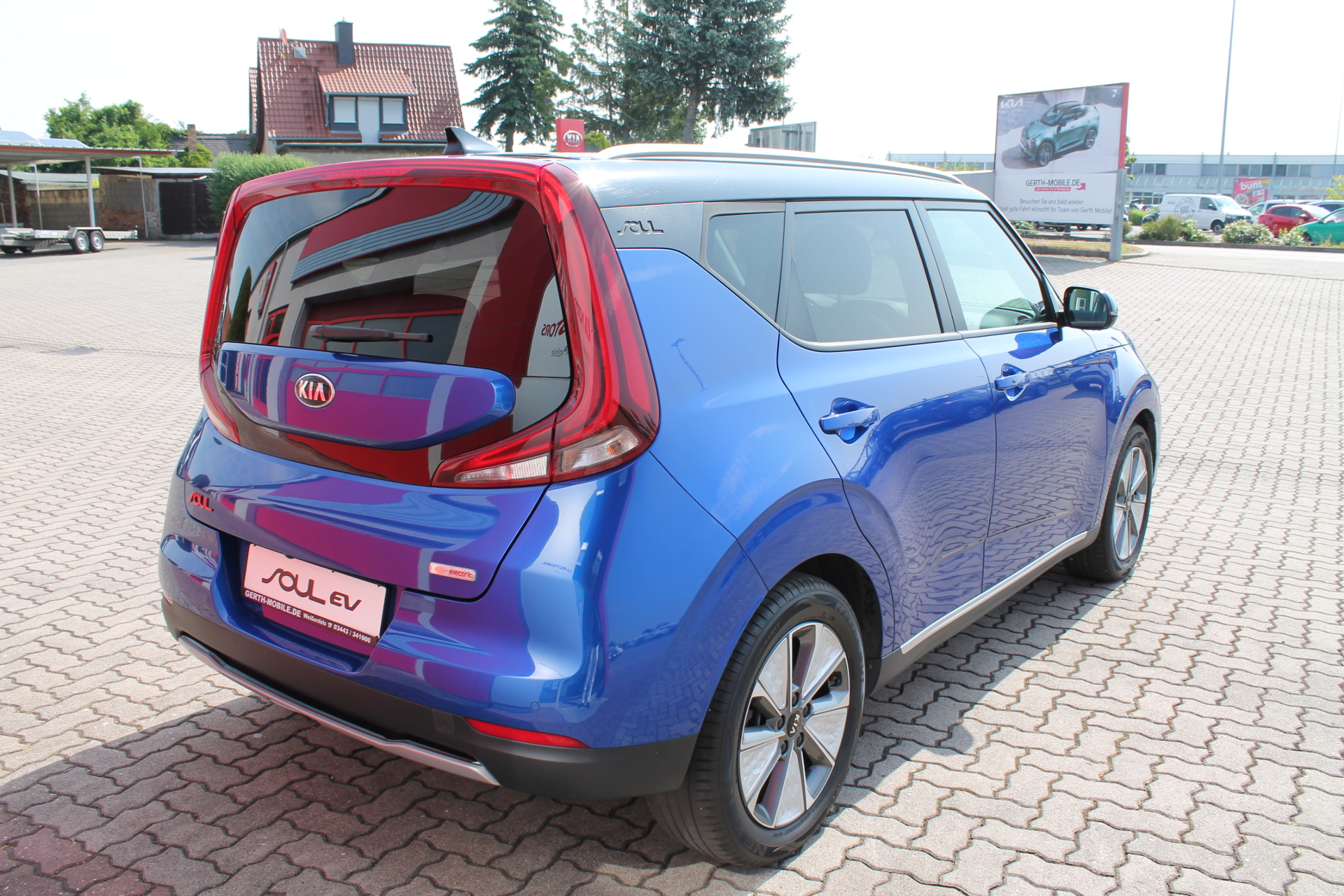 Fahrzeugabbildung Kia E-SOUL / VOLLELEKTRISCH / AHK / SPIRIT / VOLLAUSSTATTUNG /