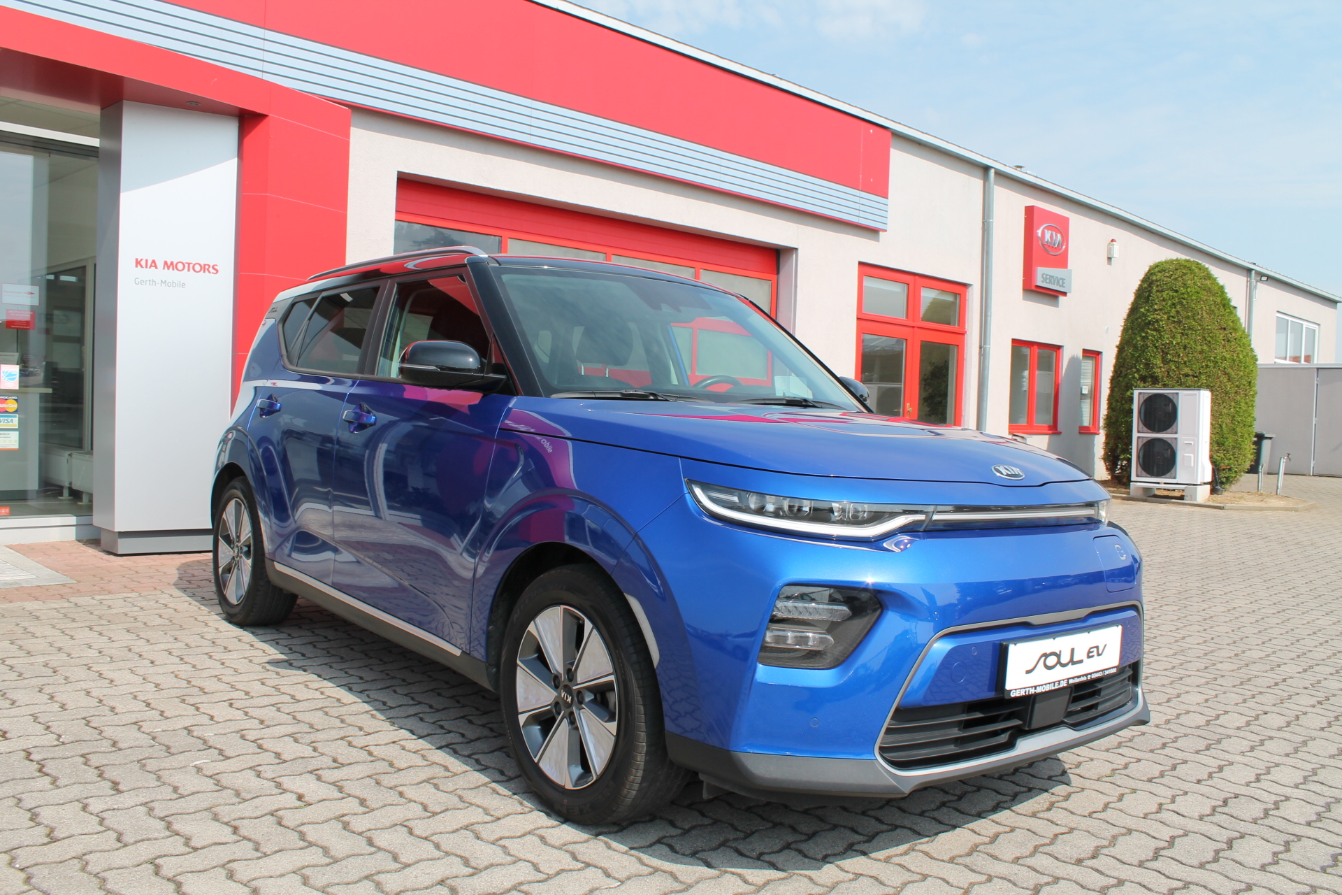 Fahrzeugabbildung Kia E-SOUL / VOLLELEKTRISCH / AHK / SPIRIT / VOLLAUSSTATTUNG /