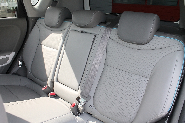 Fahrzeugabbildung Kia SOUL EV PLAY / SOFOT VERFÜGBAR / GUTER ZUSTAND