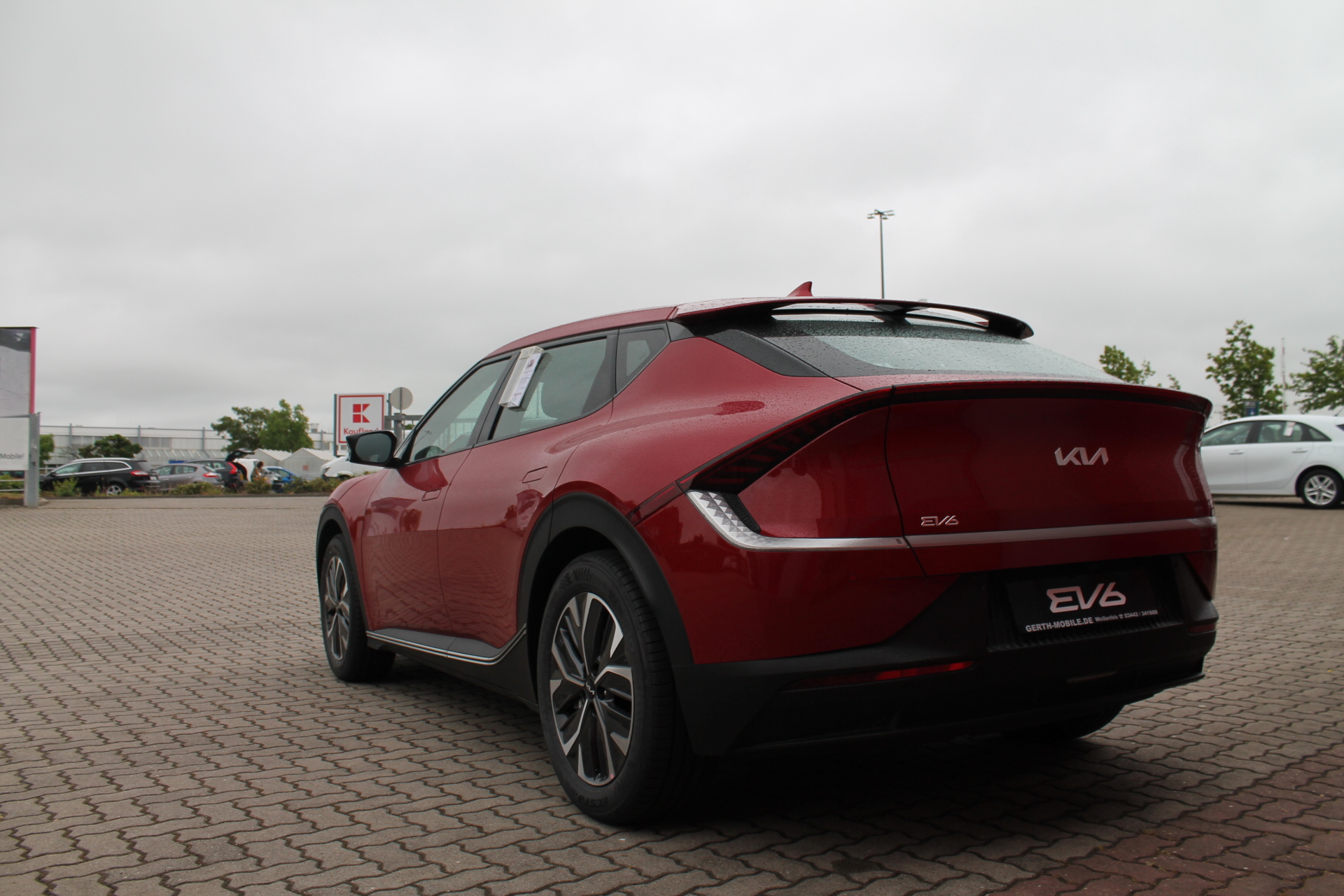 Fahrzeugabbildung Kia EV6 58 RWD NEUWAGENZUSTAND / SOFORT VERFÜGBAR /