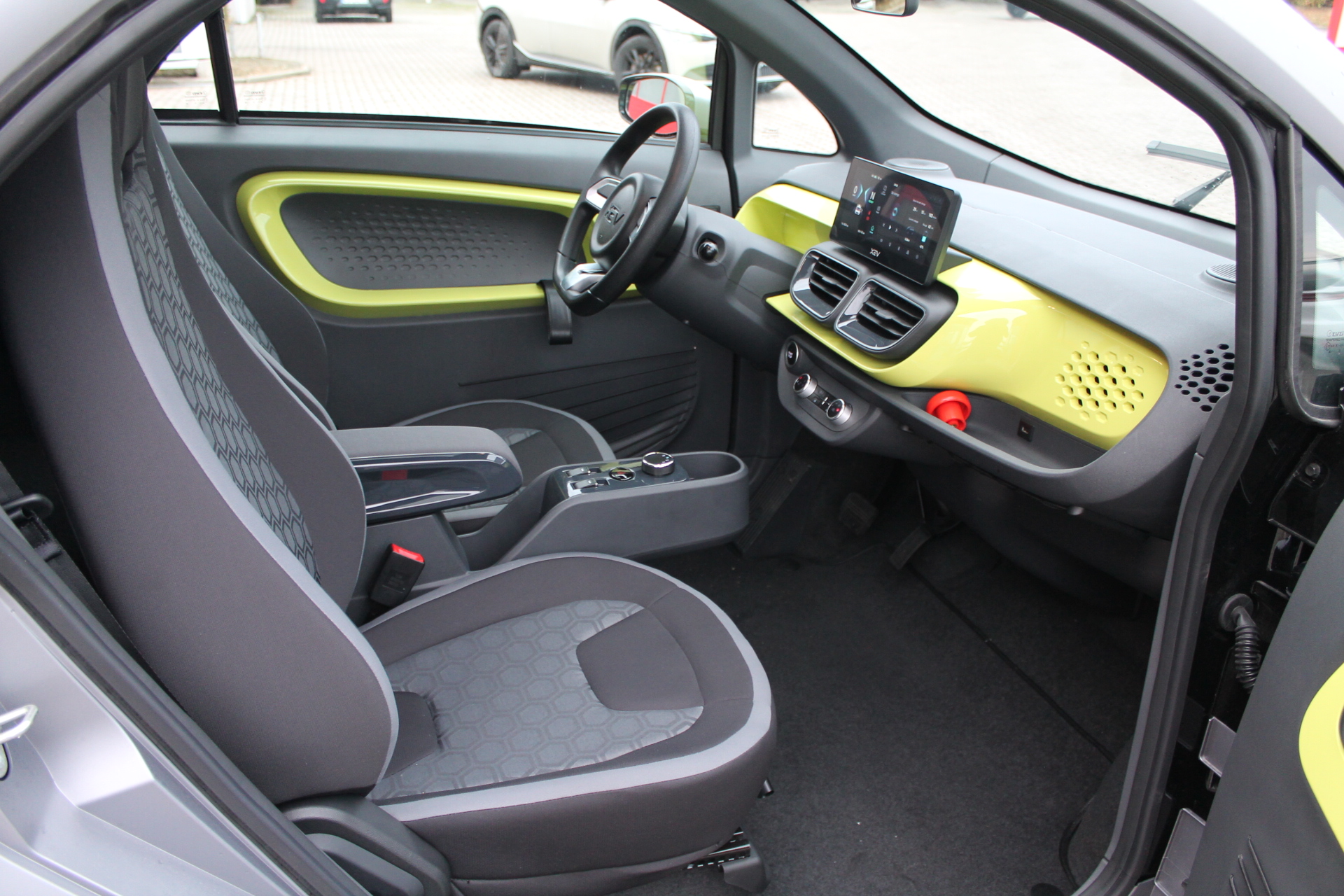 Fahrzeugabbildung XEV YOYO LUXERY / L7E KLEINWAGEN / VOLLELEKTRISCH