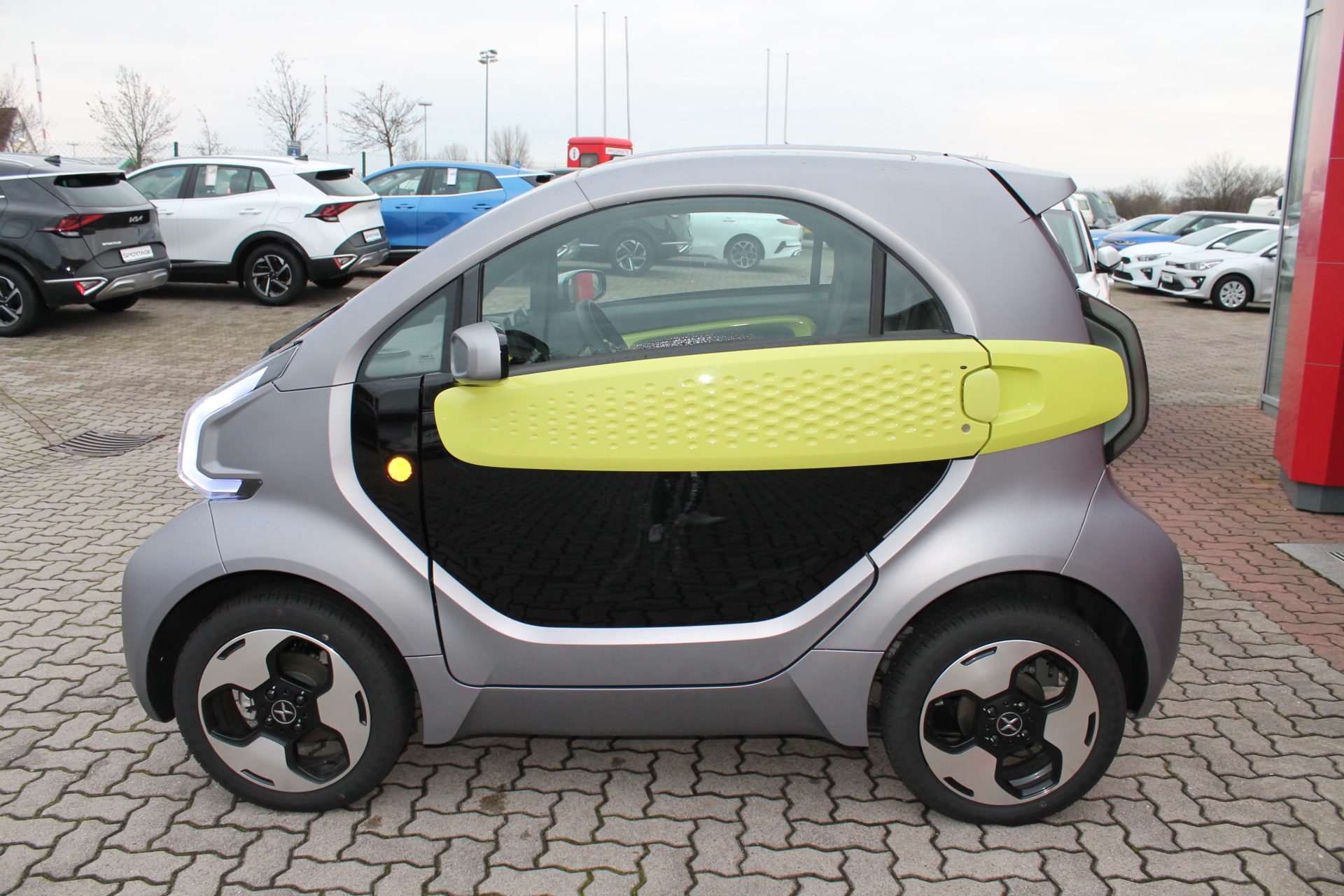 Fahrzeugabbildung XEV YOYO LUXERY / L7E KLEINWAGEN / VOLLELEKTRISCH