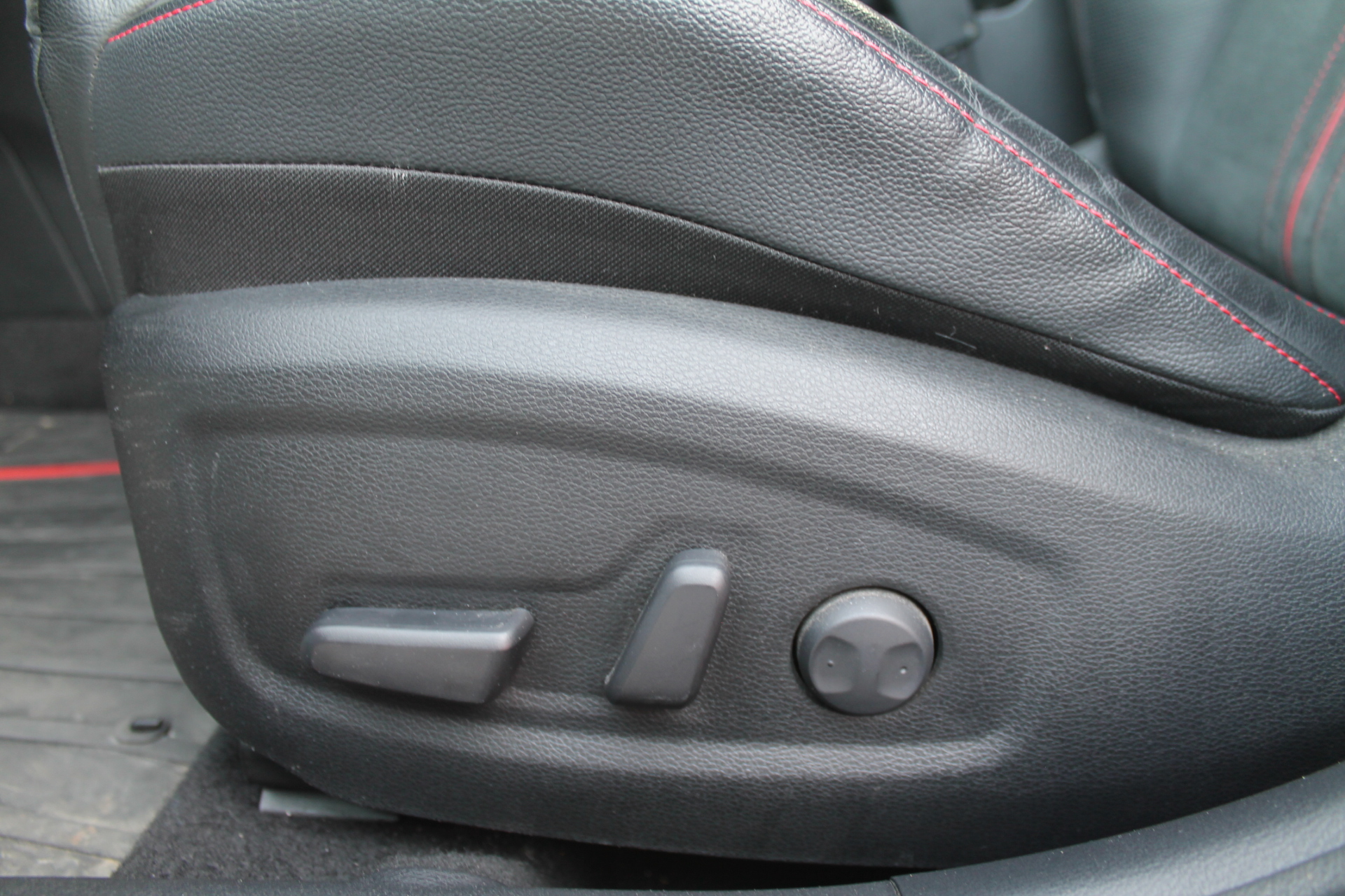 Fahrzeugabbildung Kia PROCEED GT 1.6T DCT