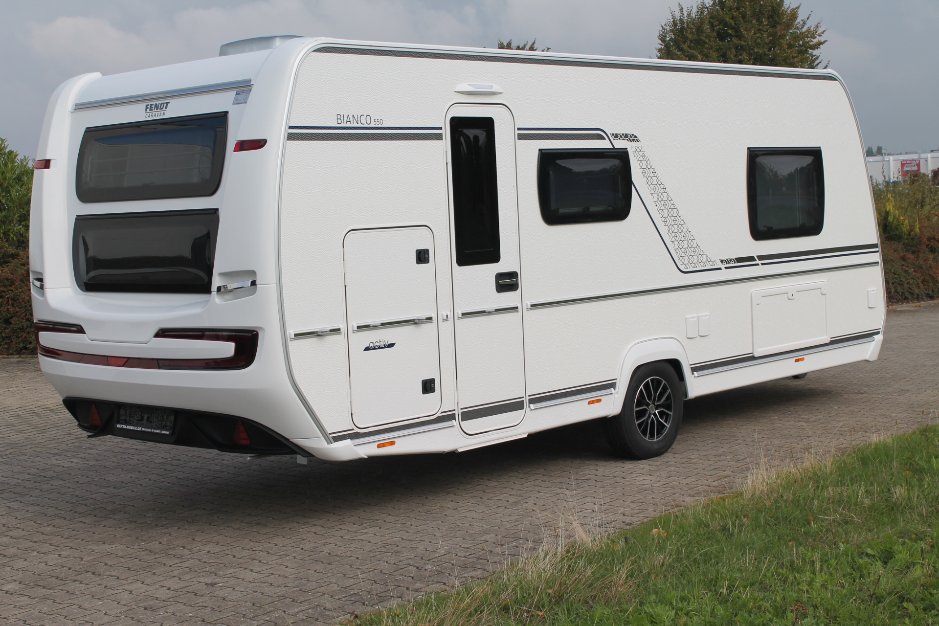 Fahrzeugabbildung Fendt 550 KMG Bianco Activ, AUFLASTUNG 2000 KG, TV-HALTER, UVM
