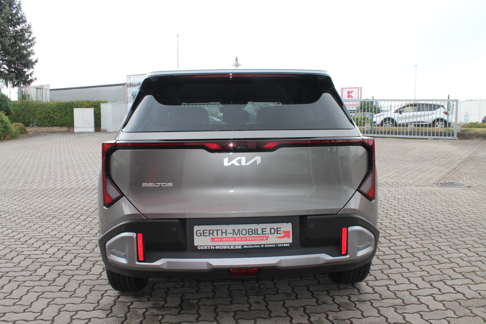 Fahrzeugabbildung Kia Seltos 1.6 T-GDI DCT 180PS